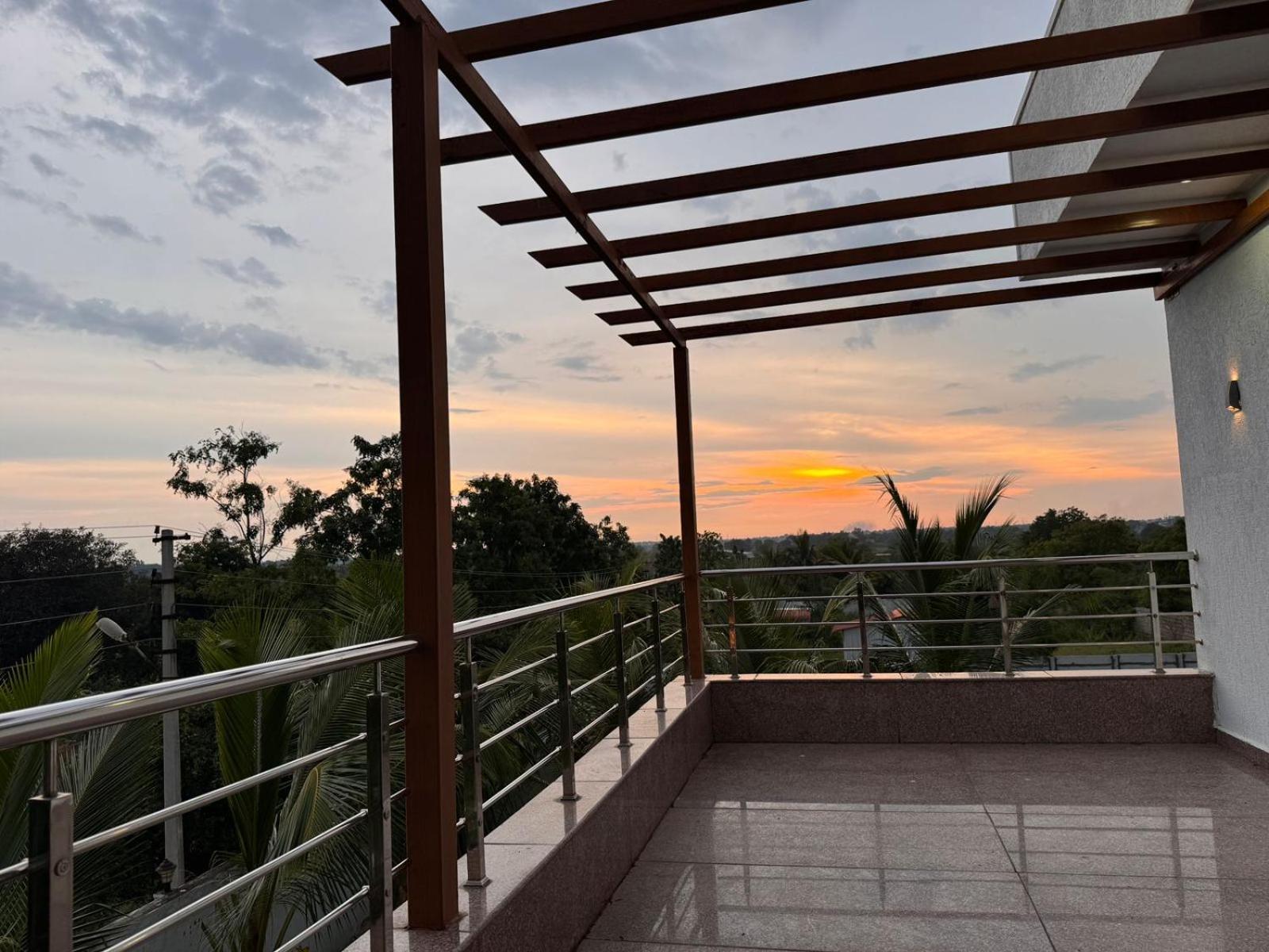 Serene Farms By Guildstone Stays Venkatāpur Exterior photo